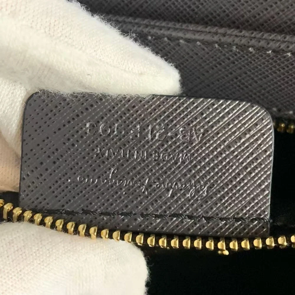 N16 Slightly Used Salvatore Ferragamo Grey Handbag Small - Picture 11 of 16